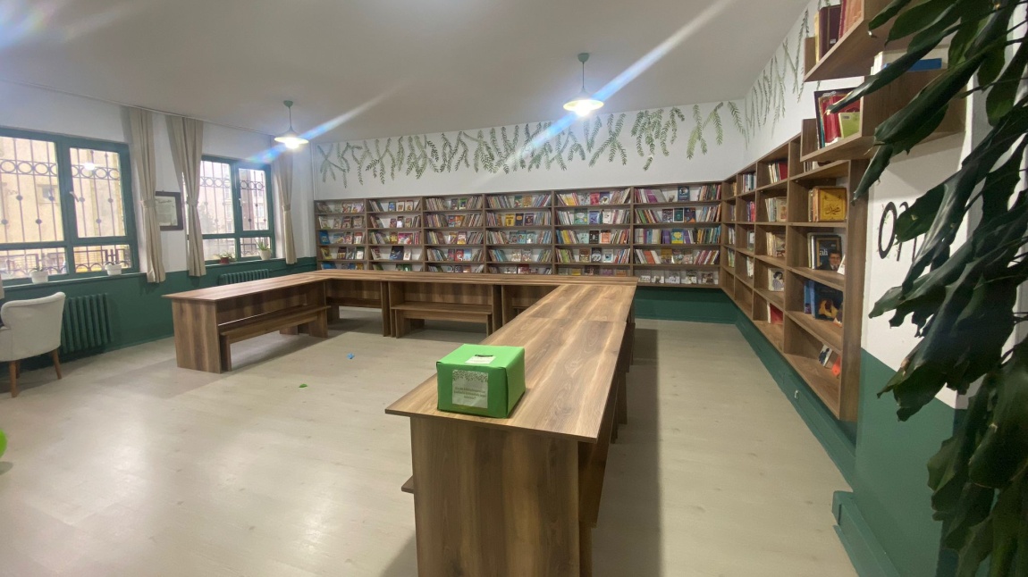 Yenilenen Kütüphanemiz Açıldı